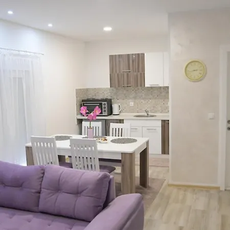 Dar 아파트 트레빈예